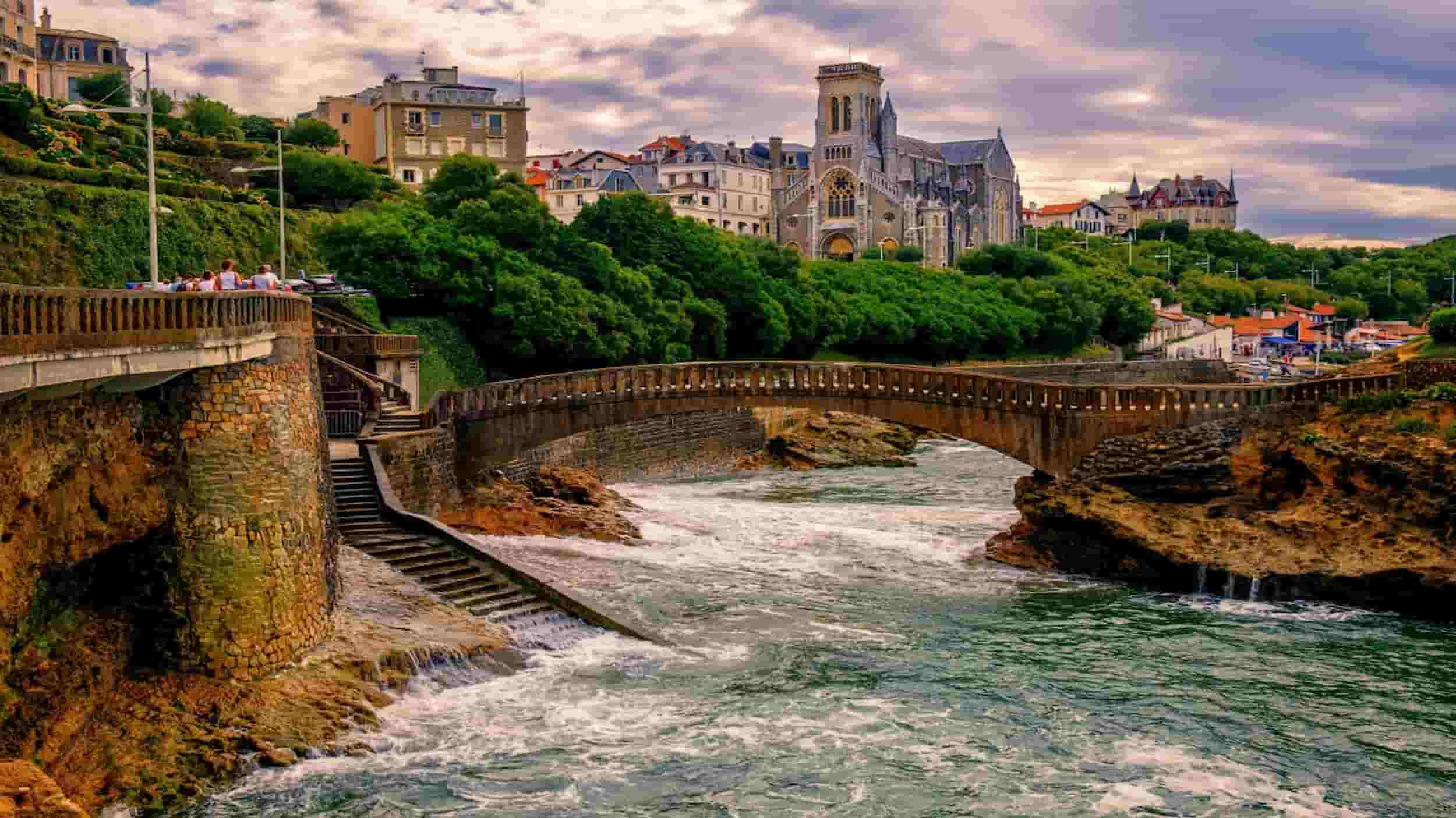 Things to do in Biarritz, Rocher de la Vierge