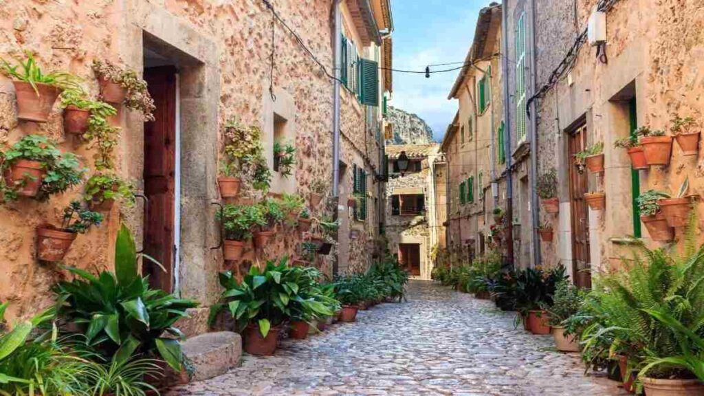 Valldemossa Mallorca, Historic centre