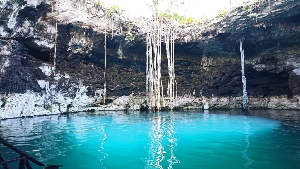 Yucatan Peninsula Merida, Cenote