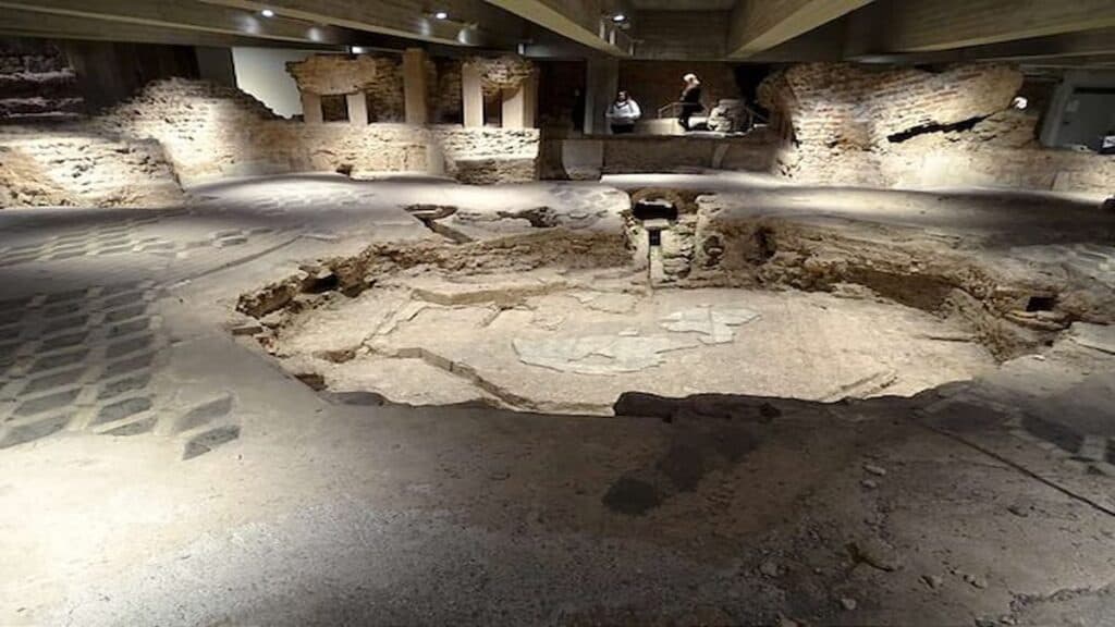 Best Italian city to visit, ruins beneath the Duomo