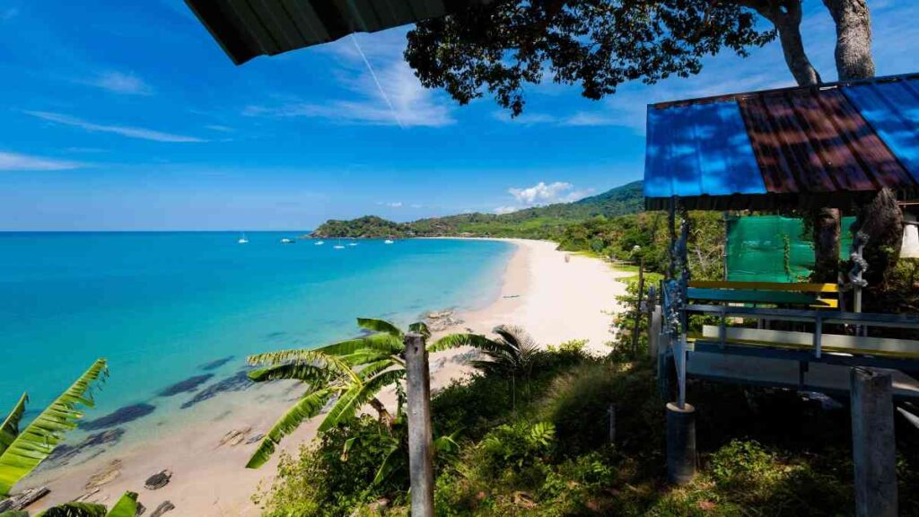 Koh Lanta shore
