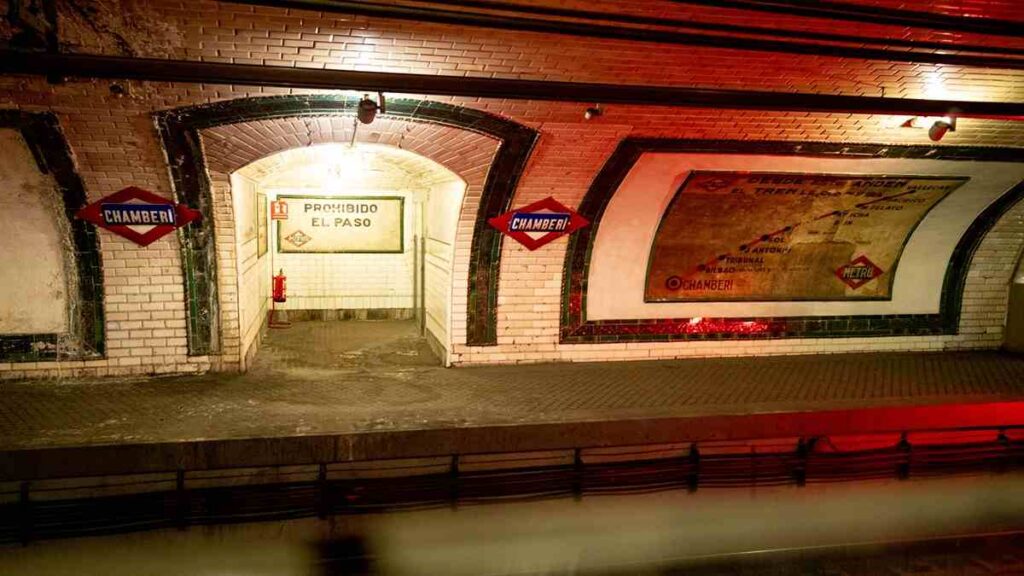 Chamberi station