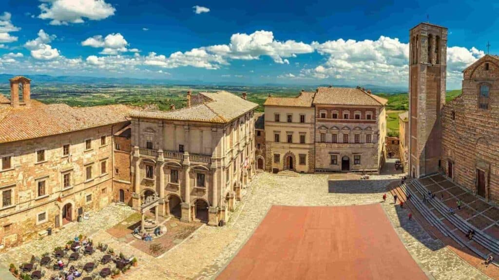 Prettiest towns in Tuscany, Montepulciano