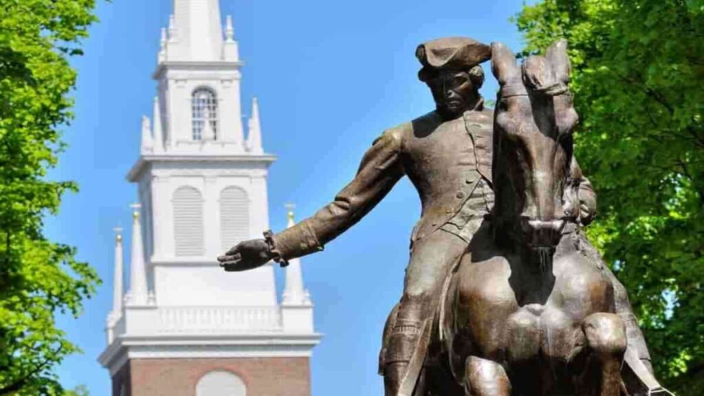 Freedom trail Boston stops, Old North church mall