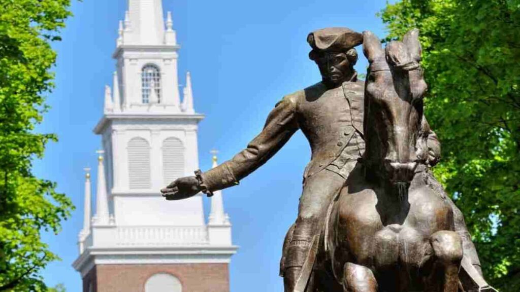 Freedom trail Boston stops, Old North Church Mall