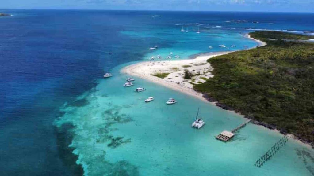 Puerto Rico Playas, Icacos Beach