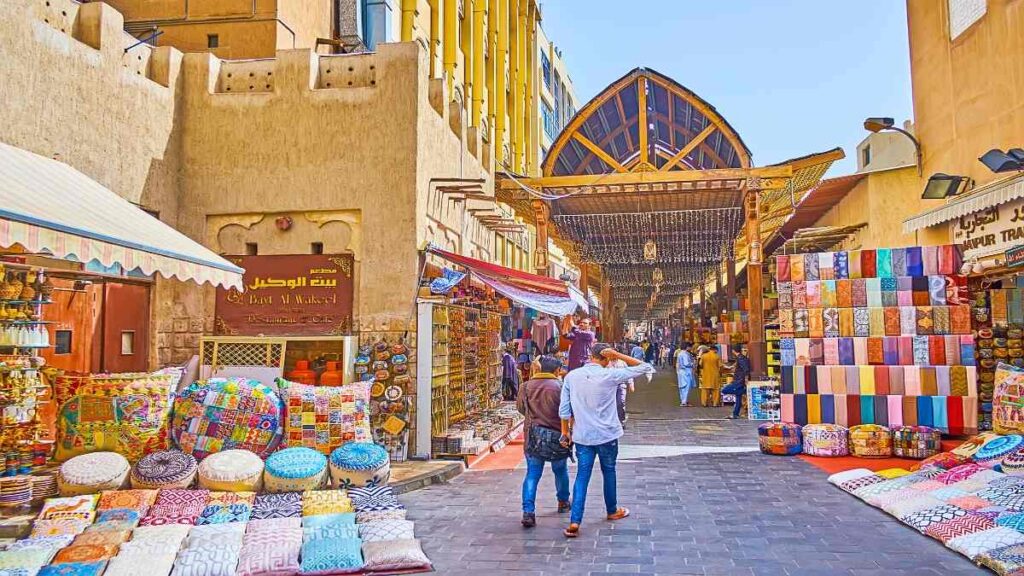 Places Worth Visiting in Dubai, souk