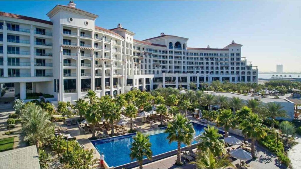 Places Worth Visiting in Dubai, waldorf hotel