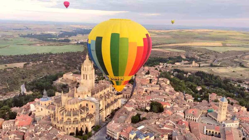 Sightseeing in Madrid Spain, balloon ride