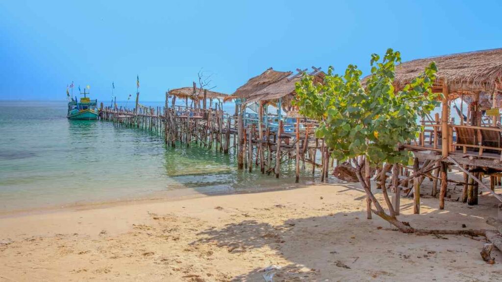 Beautiful beach resorts in Thailand, Koh Samet