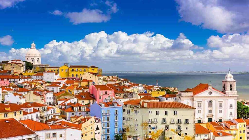 Tourist spots in Portugal, Lisbon roof tops