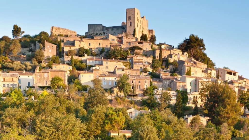 Beautiful villages in Provence, Lacoste