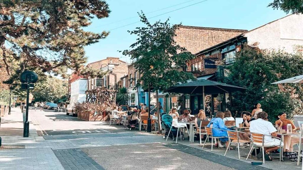 Living in London, Walthamstow