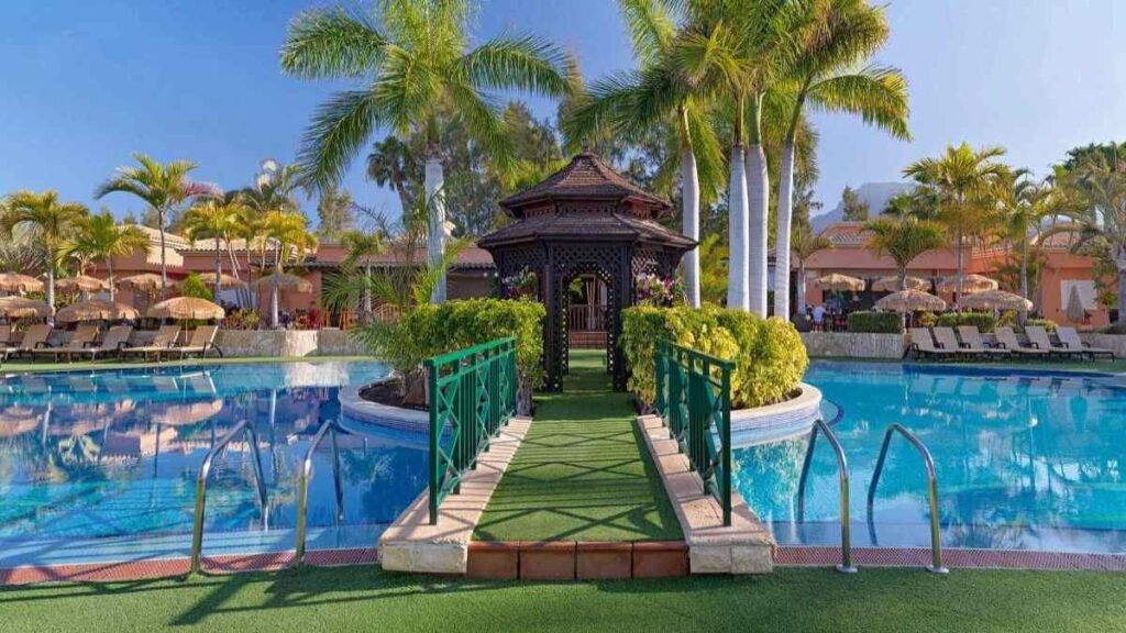 Best resorts in Tenerife Spain, Los Cristanos
