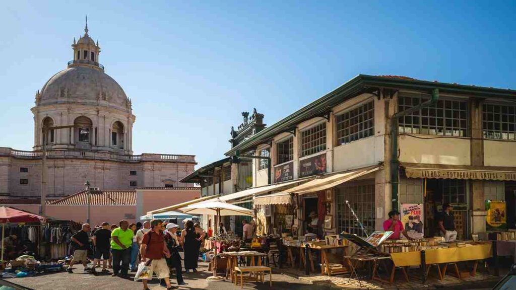 Tourist spots in Portugal, Market square