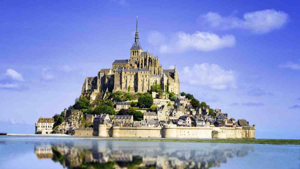 Prettiest places in France, Mont saint Michel