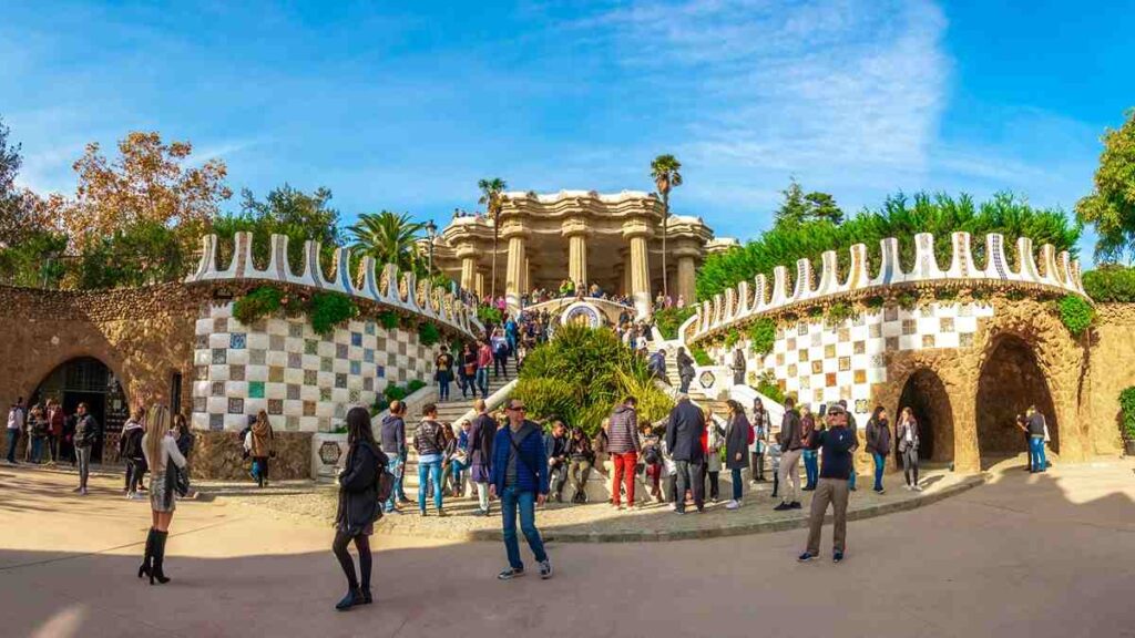 Tourist attractions in Barcelona Spain, Park guell