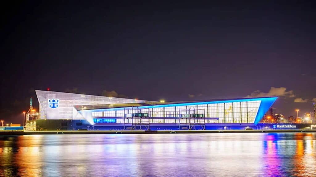 Miami attractions for adults, Phillip and Patricia Frost Museum