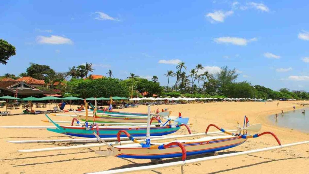 Must-see places in Bali Indonesia, Sanur beach