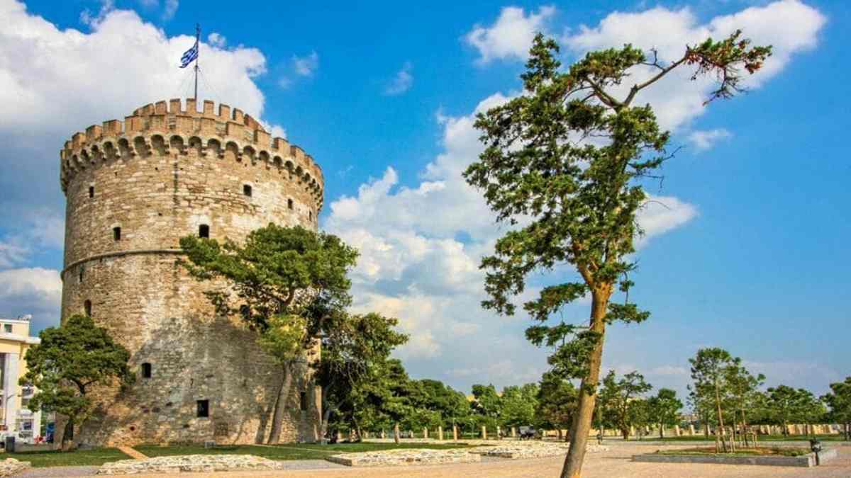 Must see attractions in Greece, Thessaloniki white tower