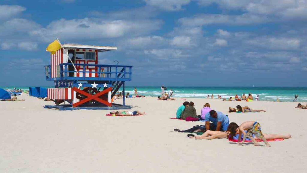 Popular vacation spots in Florida, lifeguard station on the beach in Miami