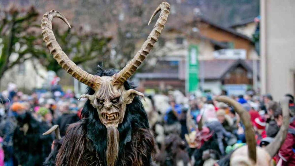What is Krampus, Krampuslauf Run