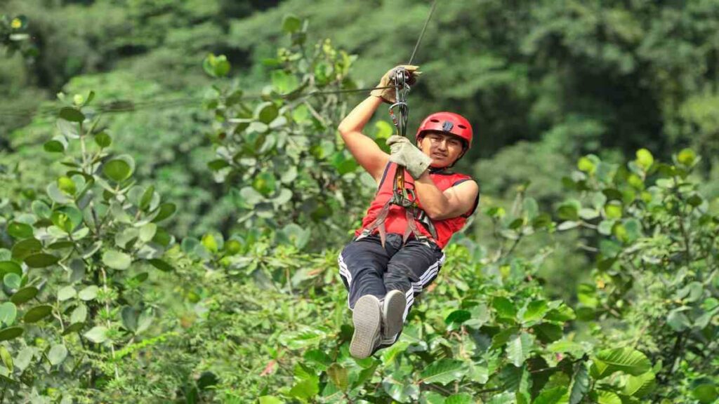 things to do in Puerto Rico, Marquesa Forest zip line