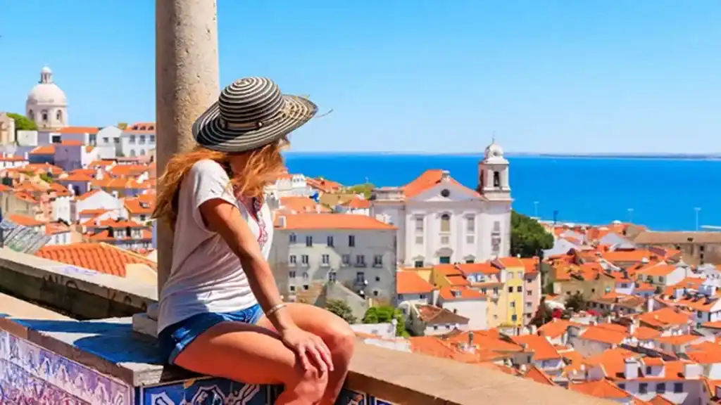 Cheapest places to travel in europe, Lisbon