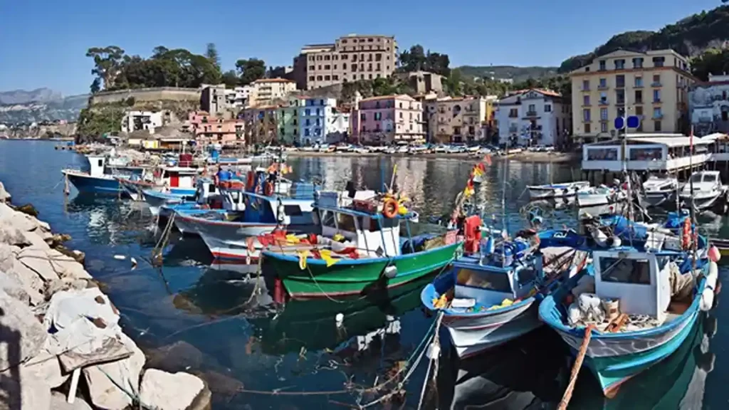 Where to stay in Amalfi Italy, Sorrento harbour
