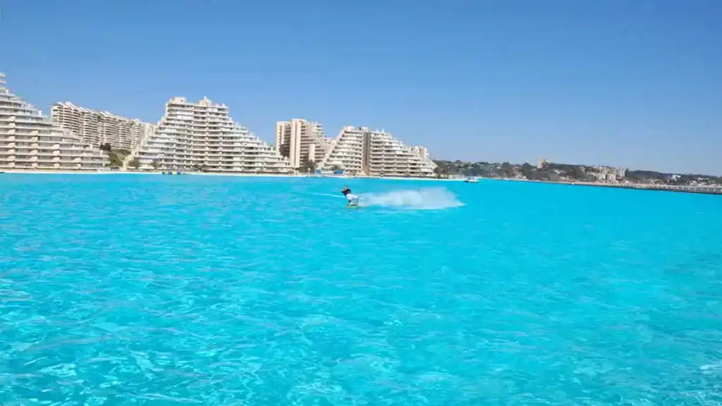 Largest swimming pool in the world, open water skiing