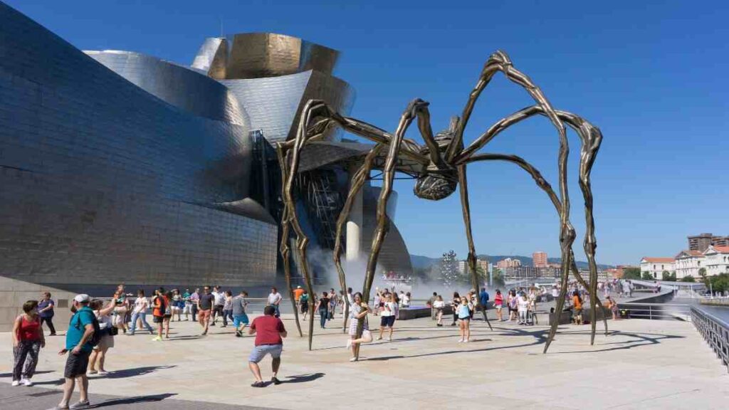 Bilbao tourist attractions, Guggenheim Spider