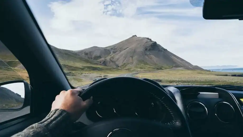Western fjords of Iceland, Driving