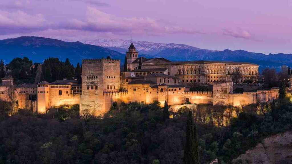 Spain during winter, Granada at night
