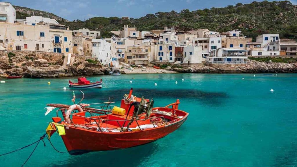 Towns and cities in Sicily, Aegadian islands