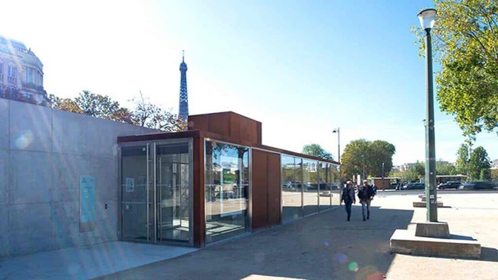 Paris sewer tour, Paris sewer entrance