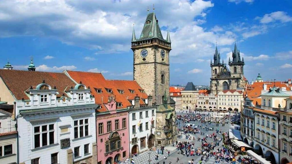 Train trips across Europe, Prague old town