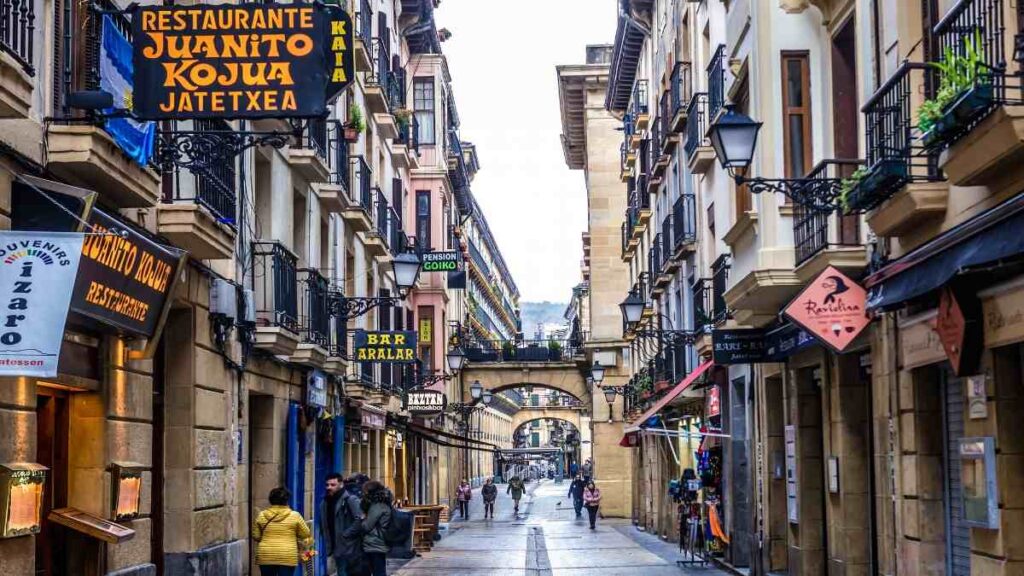 Spain during winter, San Sebastian old town