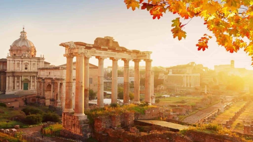 Tips for going to Rome Italy, dusk