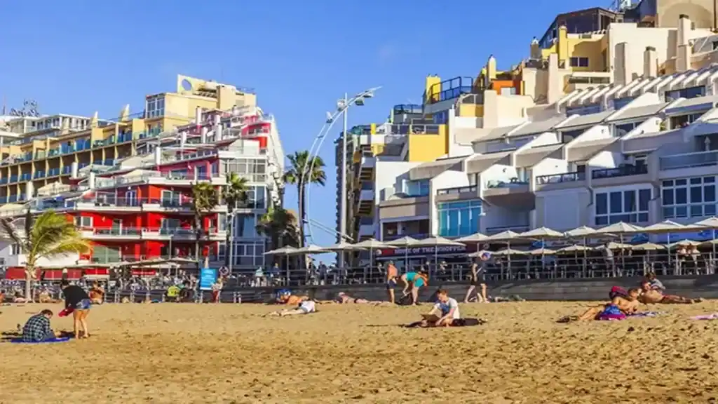 Puerto Rico clothing optional beaches, Winter