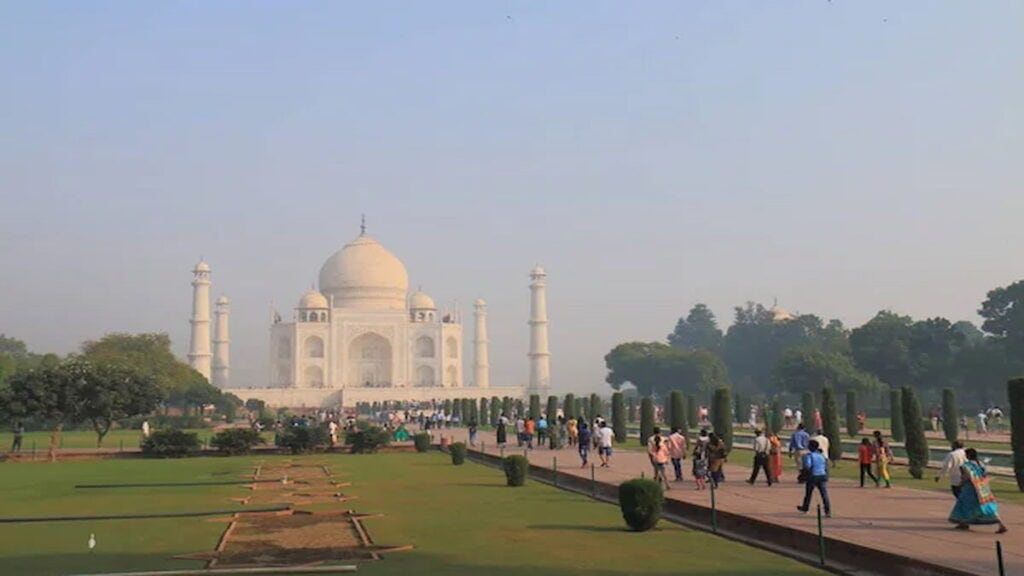 Best places to travel in October, Agra India