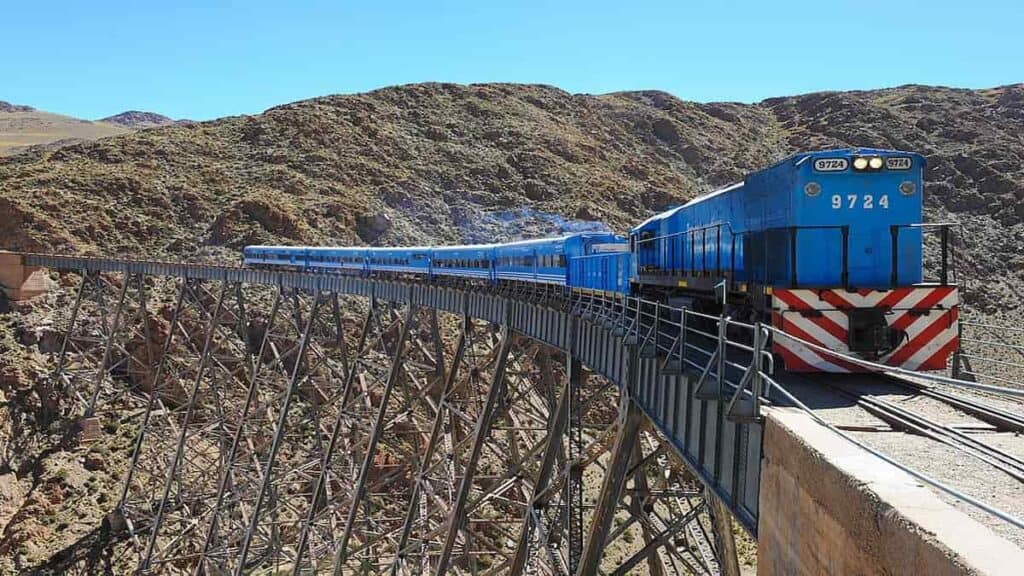 Things to see in Argentina, train to the clouds