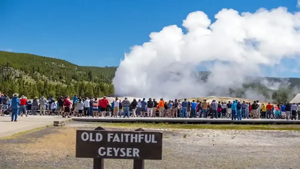 UNESCO world heritage sites USA, old faithful
