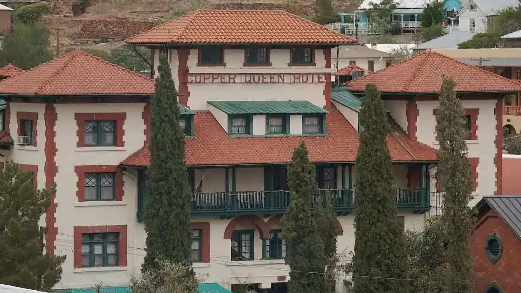 Things to do in Bisbee, The Copper Queen Hotel