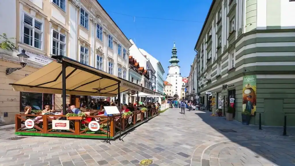 Is Bratislava worth visiting, Venturska street