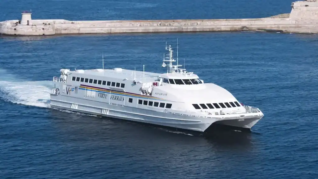 Things to do in Rovinj, ferry to Venice