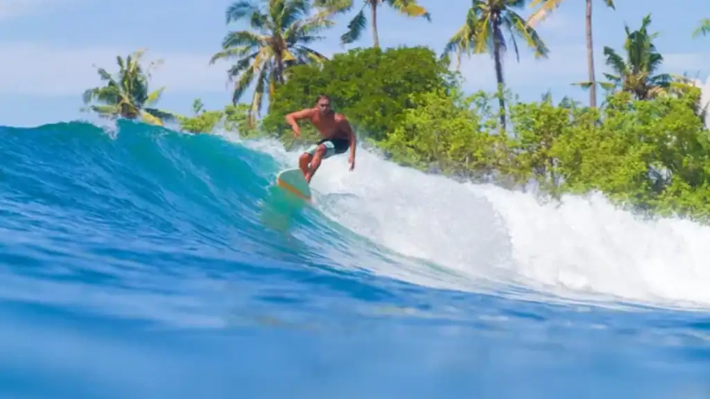 Bali digital nomad visa, surfing