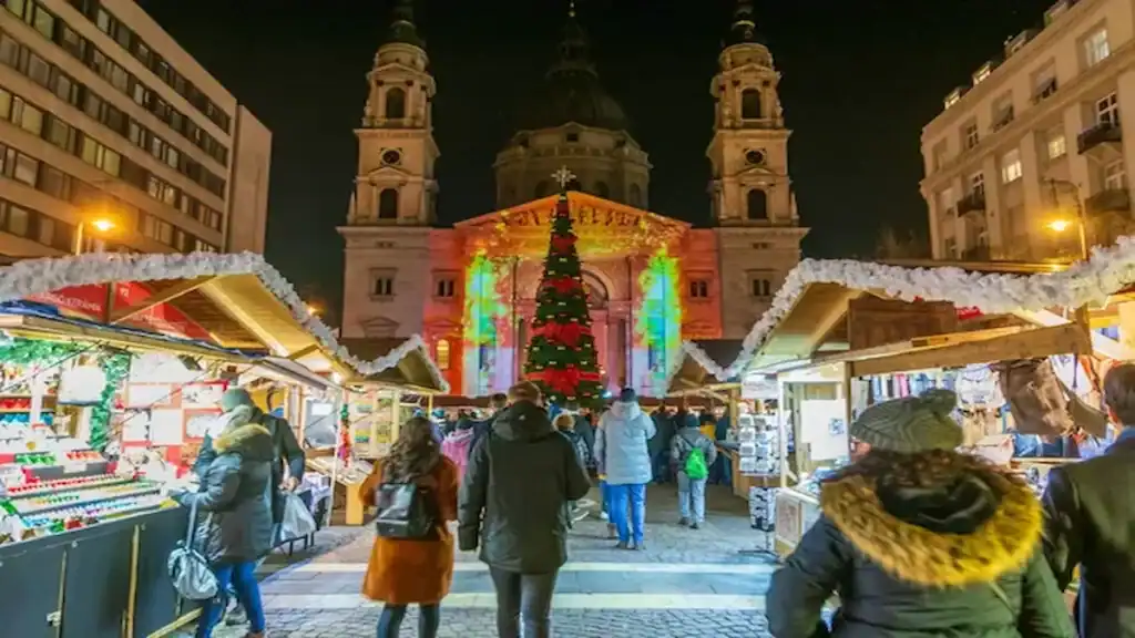 Budapest in December, market stalls