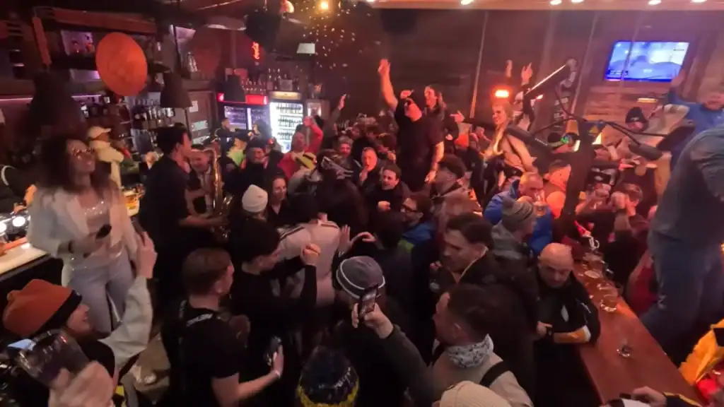 Bansko year round nightlife with crowded bar scene and lively entertainment atmosphere