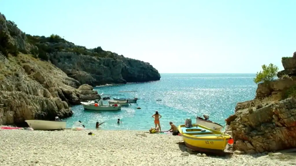 Is Vis island worth it for secluded beaches like Grandovac cove